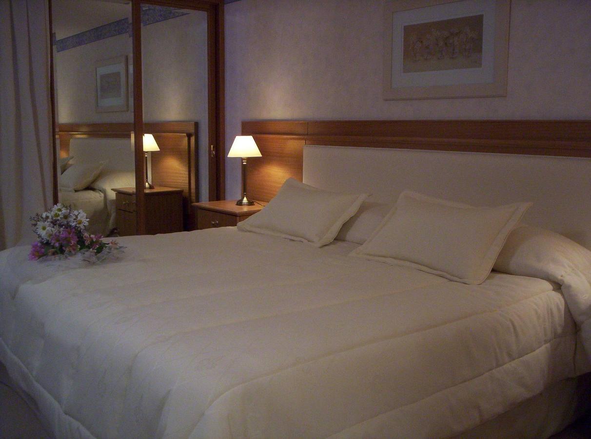 Raices Hotel Pergamino Kültér fotó
